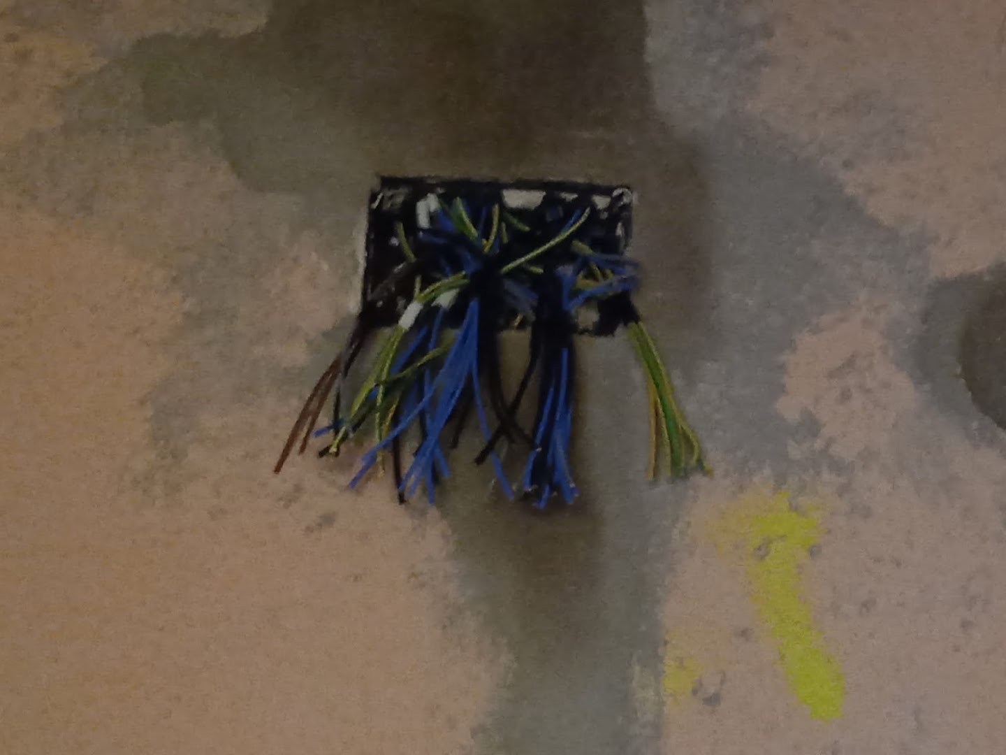 Electricista En Huelva — Fotos 13
